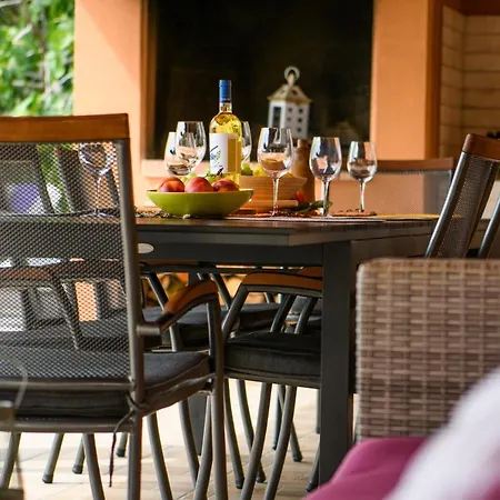 Villa Percan - Spacious Family Home With Private Pool On A 4000 Square Meter Plot *