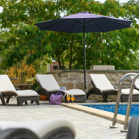 בית נופש Percan - Spacious Family With Private Pool On A 4000 Square Meter Plot *