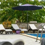 Semesterbostad Percan - Spacious Family With Private Pool On A 4000 Square Meter Plot *