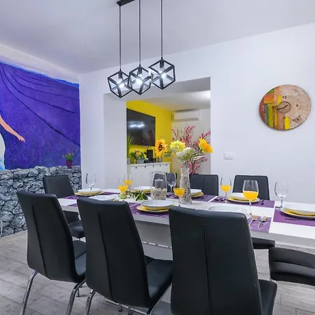 Holiday home Villa Percan - Spacious Family Home With Private Pool On A 4000 Square Meter Plot Krnica