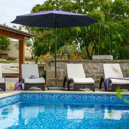 Villa Percan - Spacious Family Home With Private Pool On A 4000 Square Meter Plot