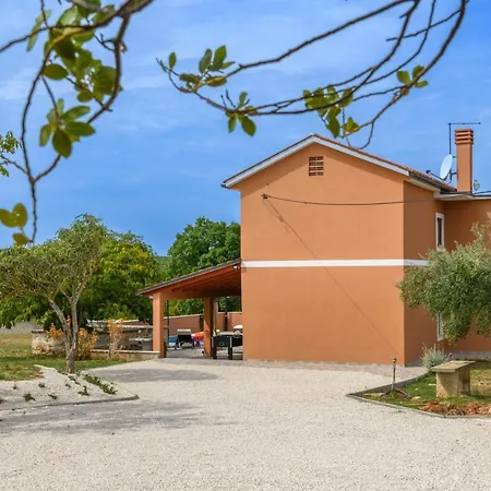 Holiday home Villa Percan - Spacious Family Home With Private Pool On A 4000 Square Meter Plot