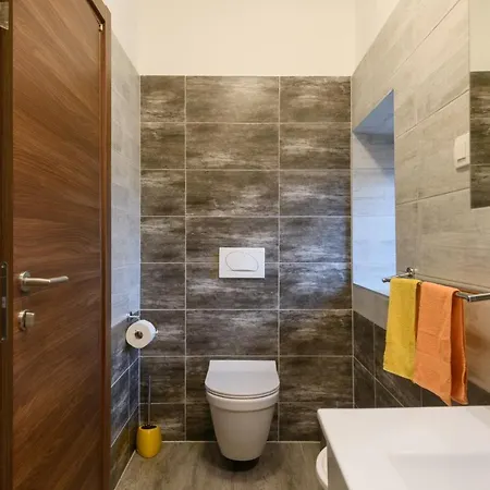 Holiday home Villa Percan - Spacious Family Home With Private Pool On A 4000 Square Meter Plot Krnica