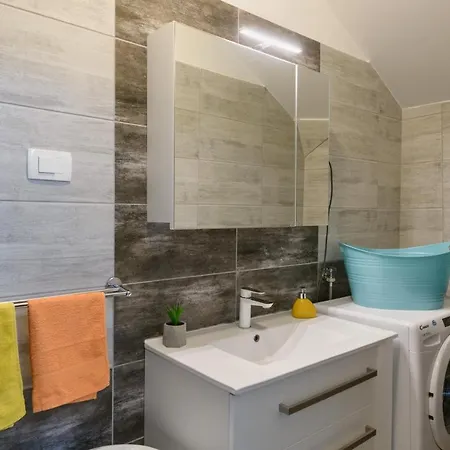 Mateo Holiday home Krnica
