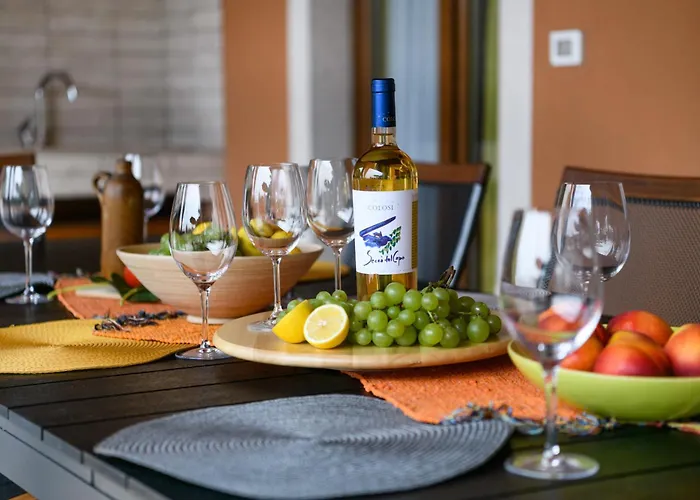 Villa Percan - Spacious Family Home With Private Pool On A 4000 Square Meter Plot Vakantiehuis *