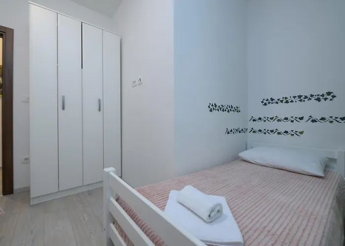 Villa Percan - Spacious Family Home With Private Pool On A 4000 Square Meter Plot Vakantiehuis