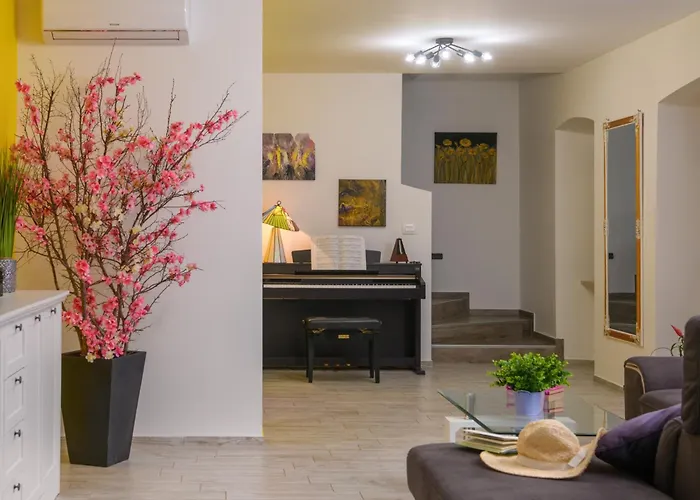 Percan - Spacious Family With Private Pool On A 4000 Square Meter Plot